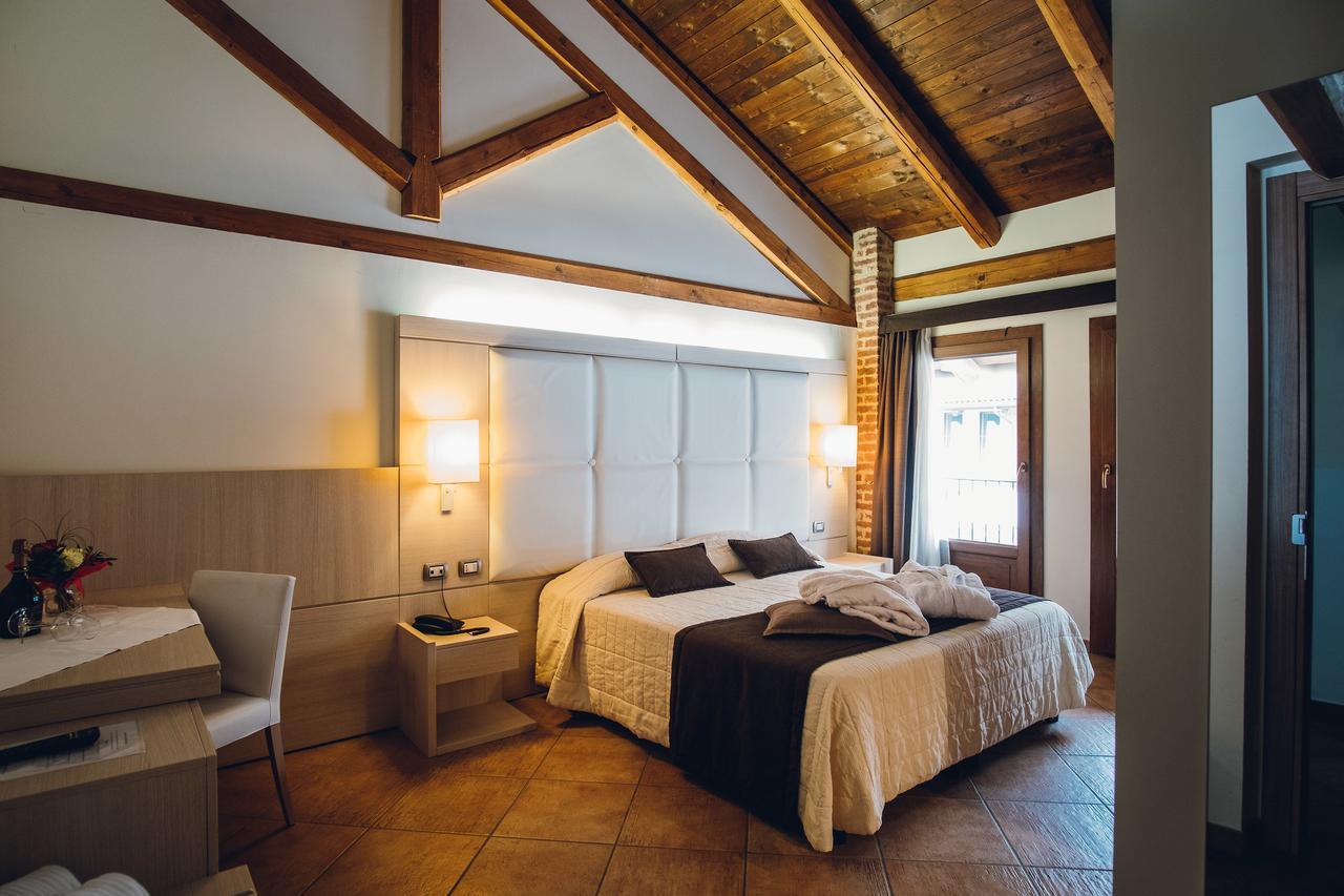 Hotel Ultimo Borgo 塞蒂莫托里内塞 外观 照片