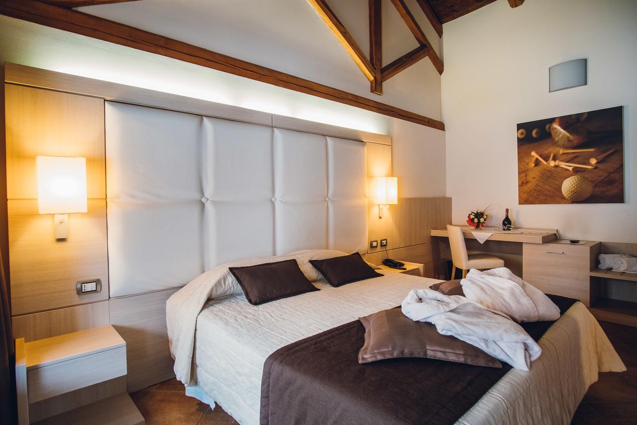 Hotel Ultimo Borgo 塞蒂莫托里内塞 外观 照片